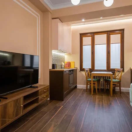 Lejlighed Charming Pastel 1bd Flat In The Heart Of By Flat Mаnager Sofia